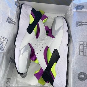 Nike air huarache mens. Size 10.5